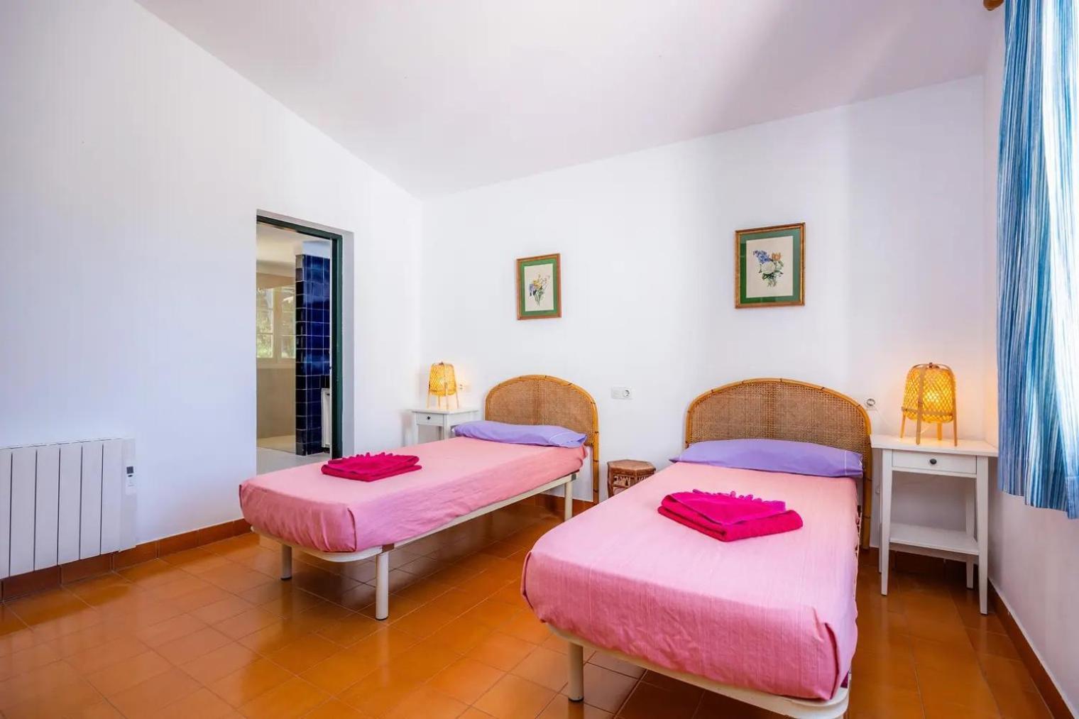 Casa Aladern On The Mhm Font de sa Cala