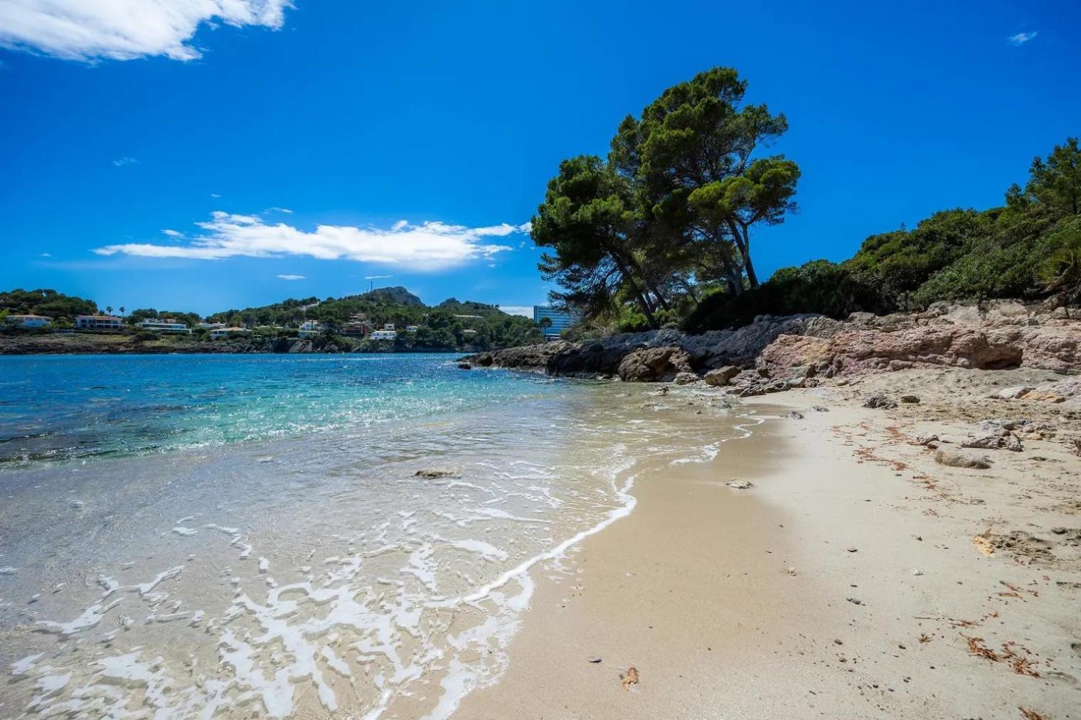 Casa Aladern On The Mhm * Font de sa Cala